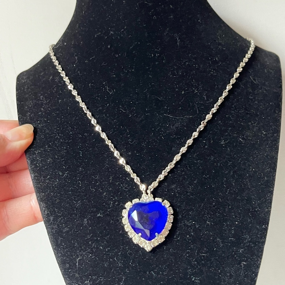 1998 Lindenwold Heart of The Titanic Blue Ocean Glass Heart Necklace w Case - Picture 8 of 14